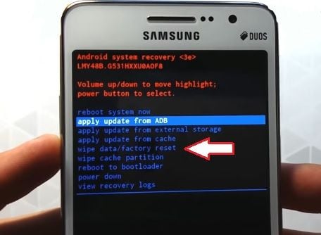 Samsung Galaxy의 ADB 옵션에서 업데이트 적용